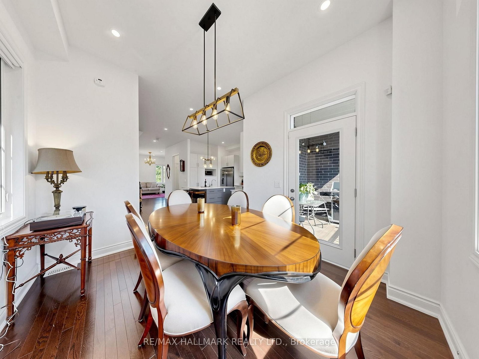 8313 Islington Avenue • Vaughan, ON photo 17