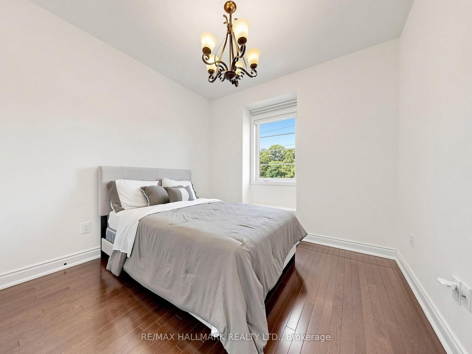 8313 Islington Avenue • Vaughan, ON photo 27