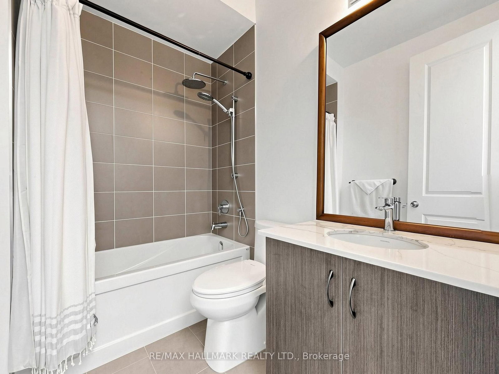 8313 Islington Avenue • Vaughan, ON photo 31