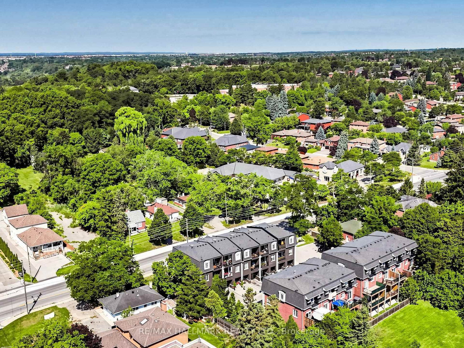 8313 Islington Avenue • Vaughan, ON photo 48