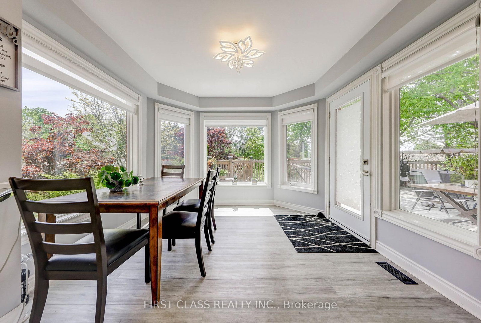 449 Alex Doner Drive • Newmarket, ON photo 13