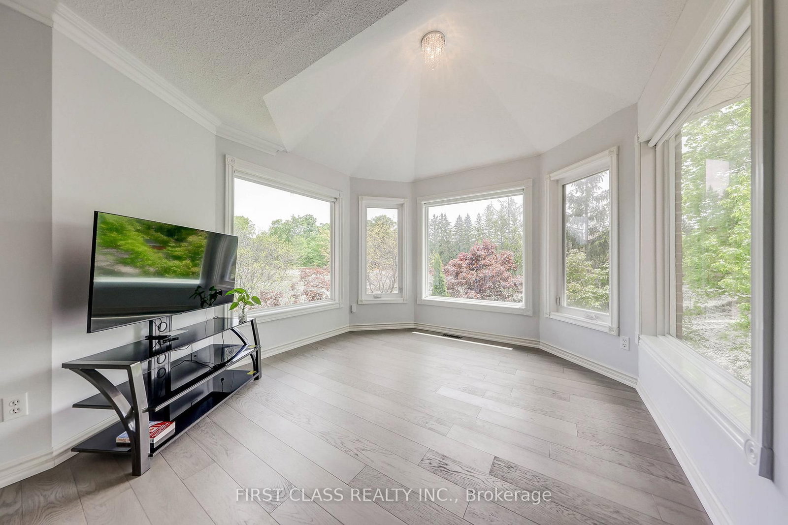 449 Alex Doner Drive • Newmarket, ON photo 26