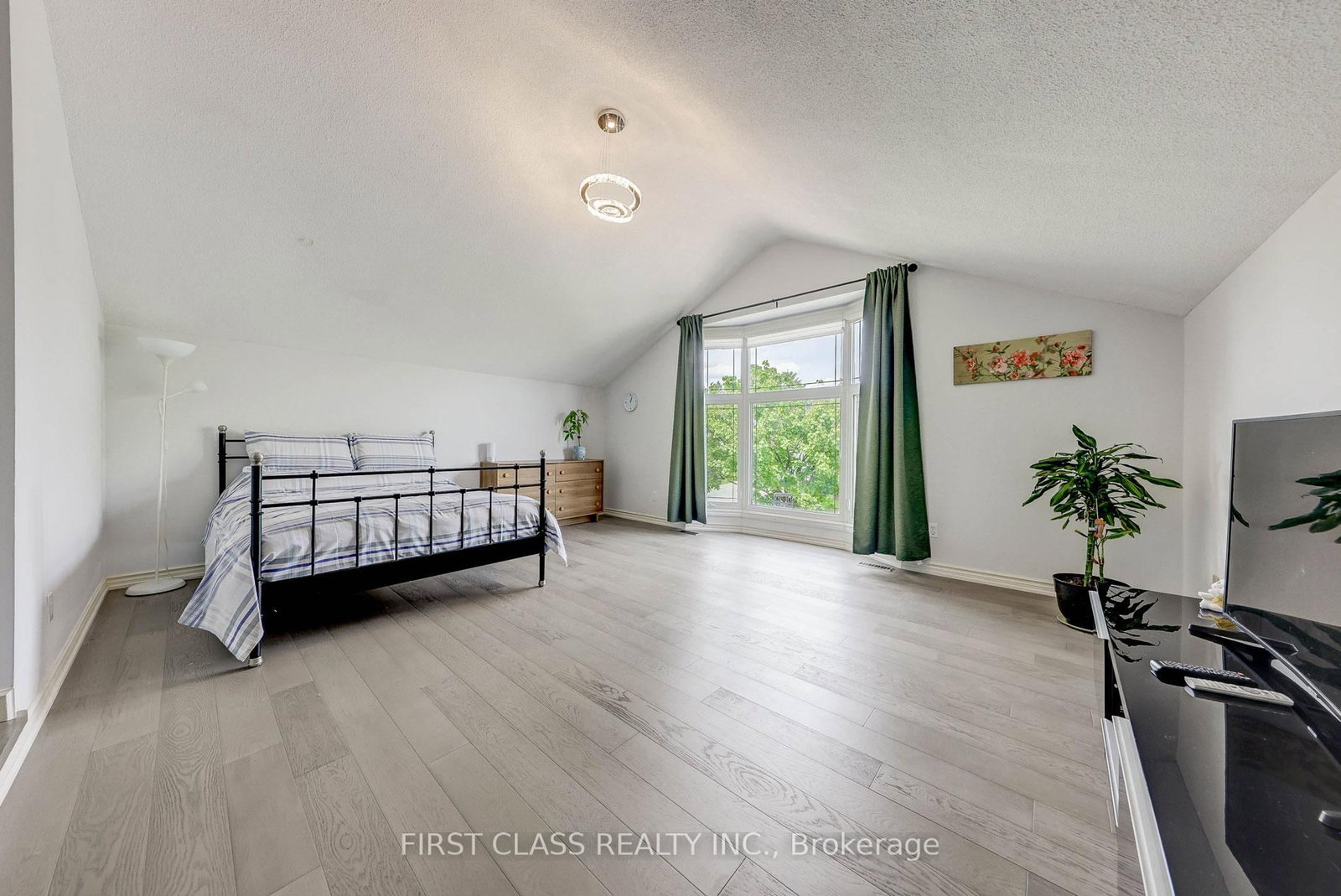 449 Alex Doner Drive • Newmarket, ON photo 29