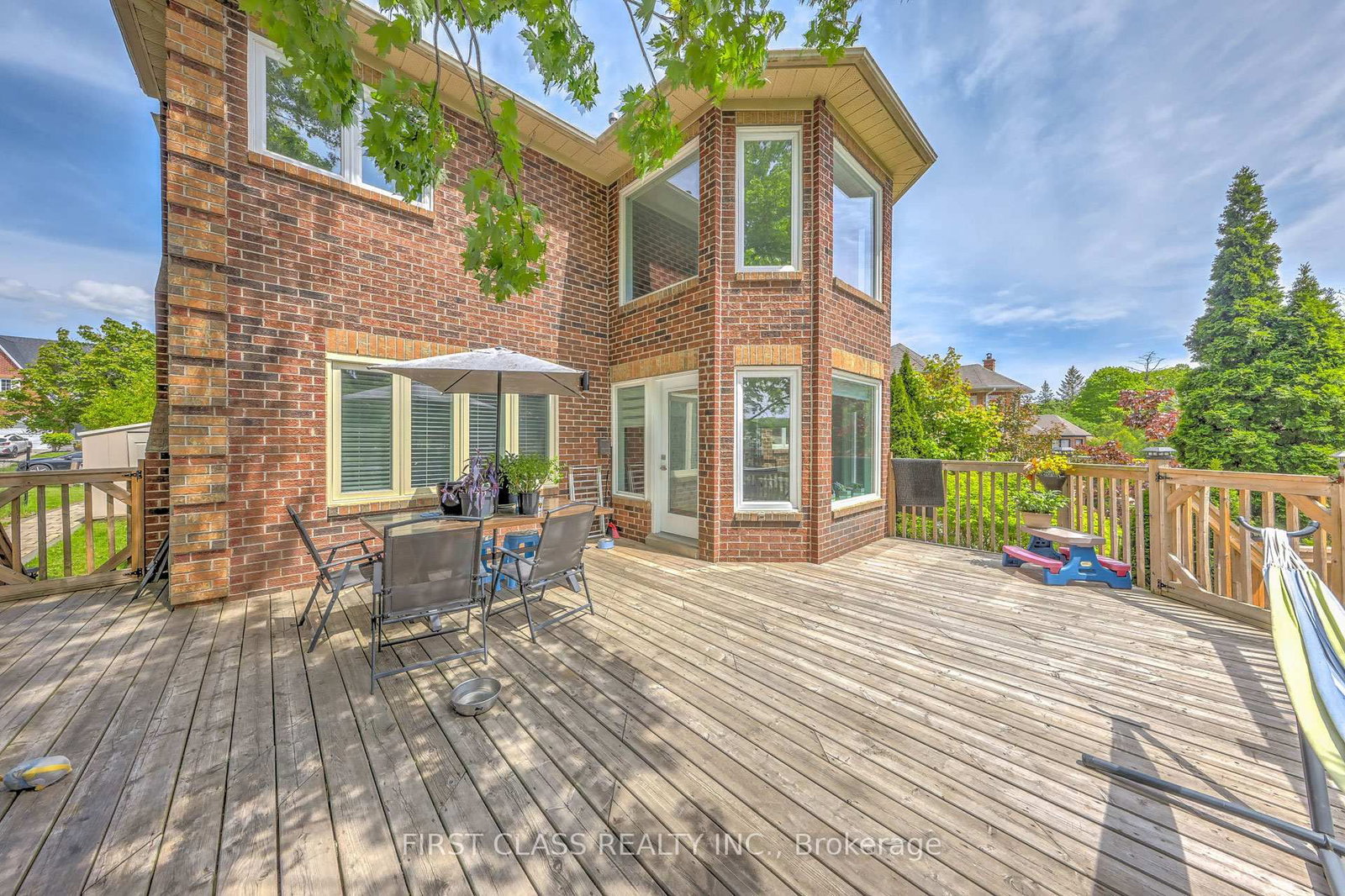 449 Alex Doner Drive • Newmarket, ON photo 46