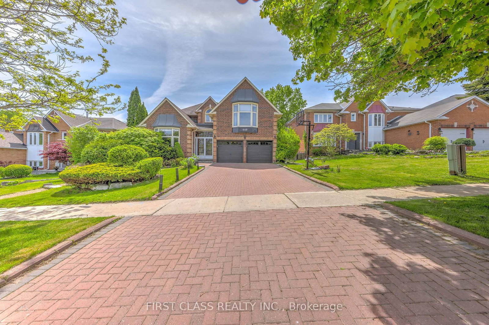 449 Alex Doner Drive • Newmarket, ON photo 48