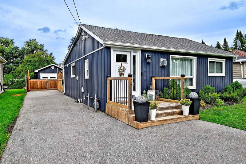 779 Sheppard Avenue