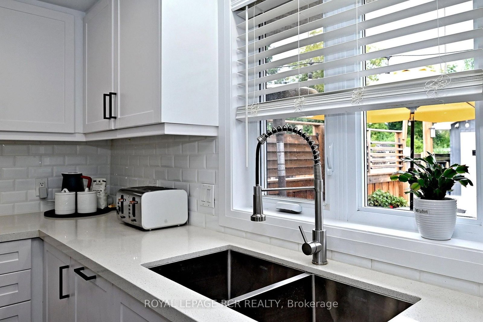 779 Sheppard Avenue • Georgina, ON photo 14