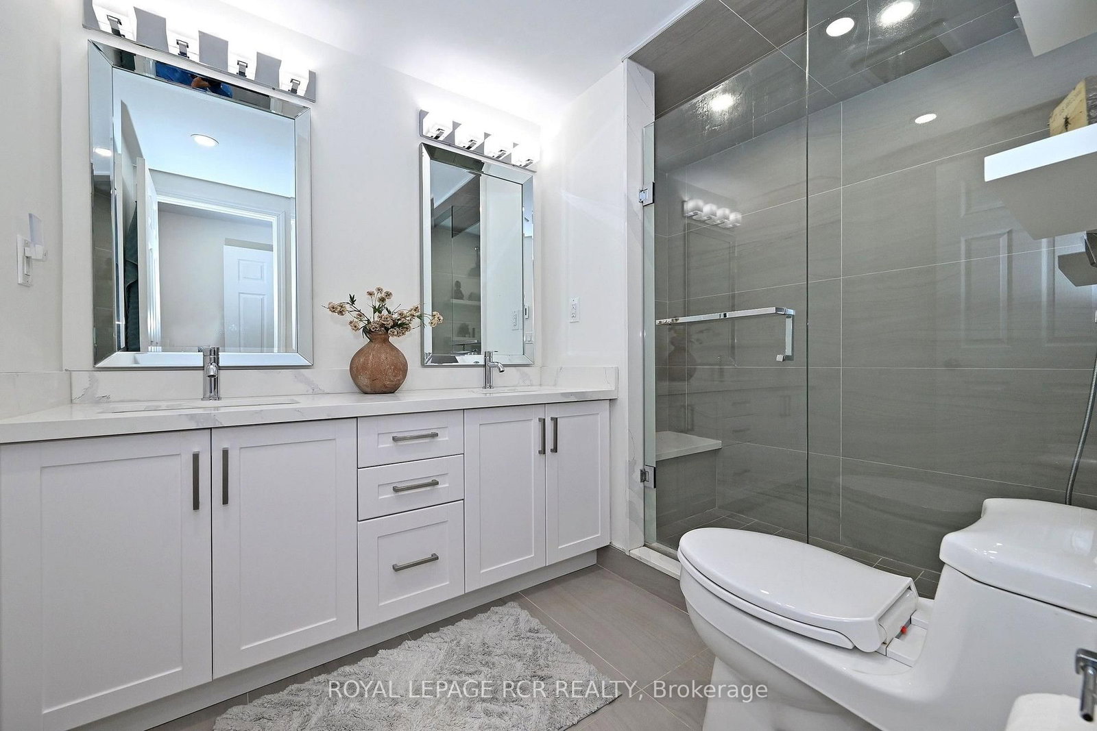 779 Sheppard Avenue • Georgina, ON photo 18