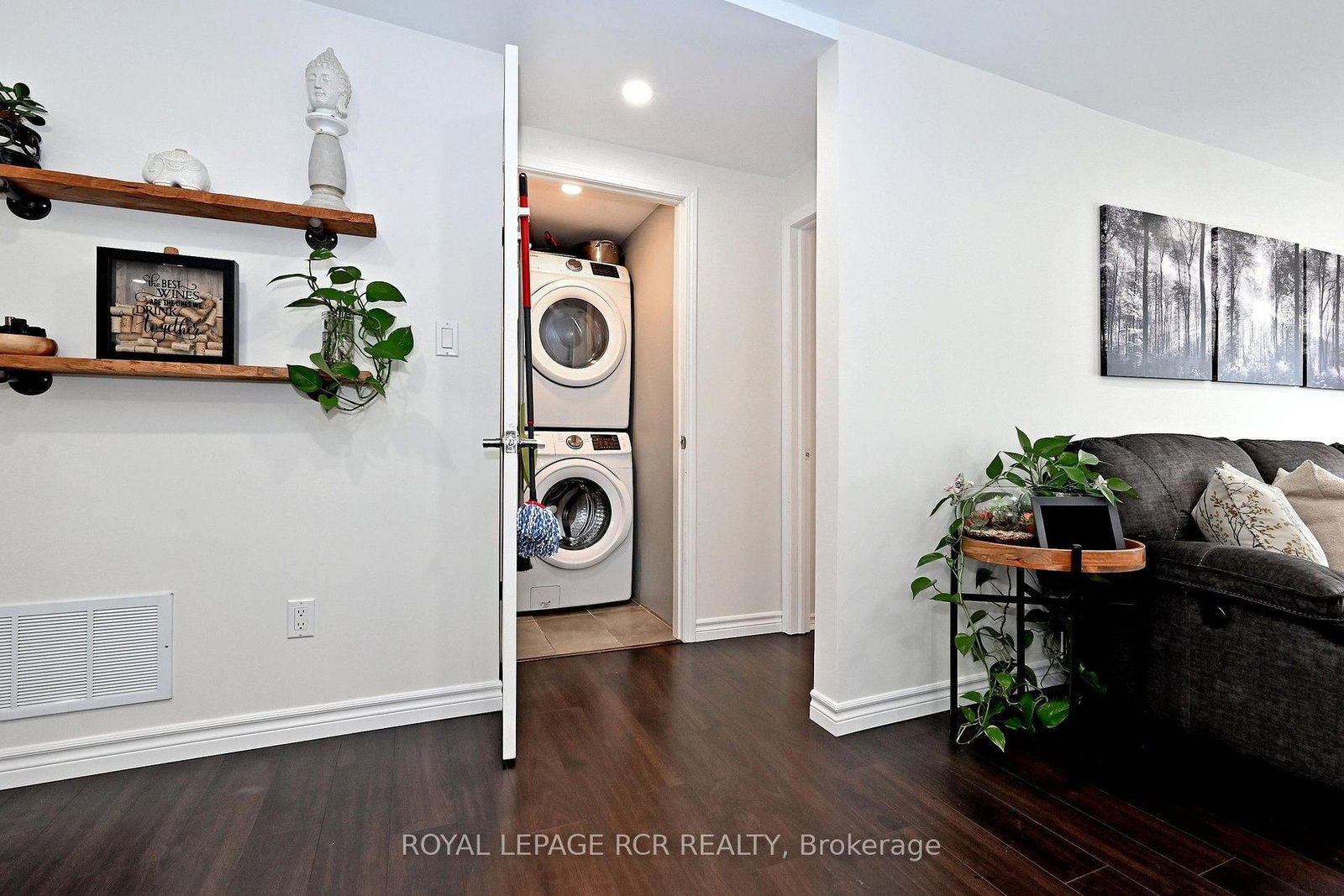 779 Sheppard Avenue • Georgina, ON photo 22