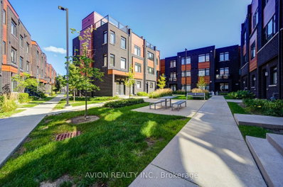 370 Red Maple Road • #83 • Richmond Hill, ON photo 2