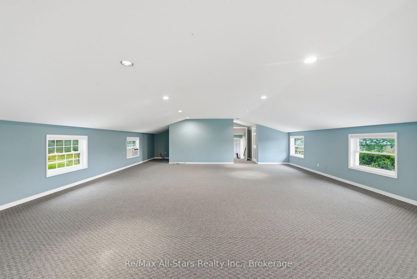 226 Durham Rd 8 Road • Uxbridge, ON photo 25