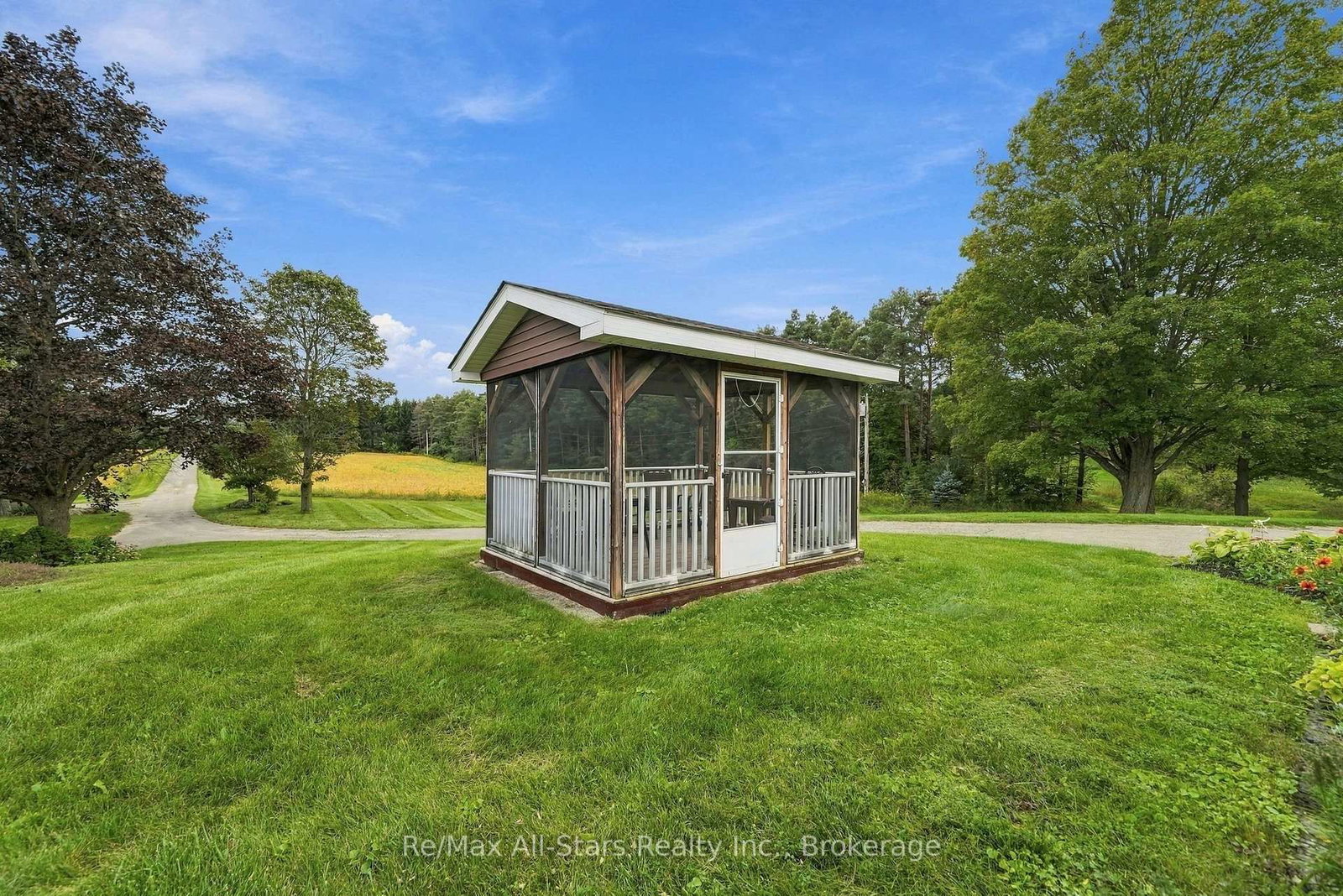 226 Durham Rd 8 Road • Uxbridge, ON photo 43