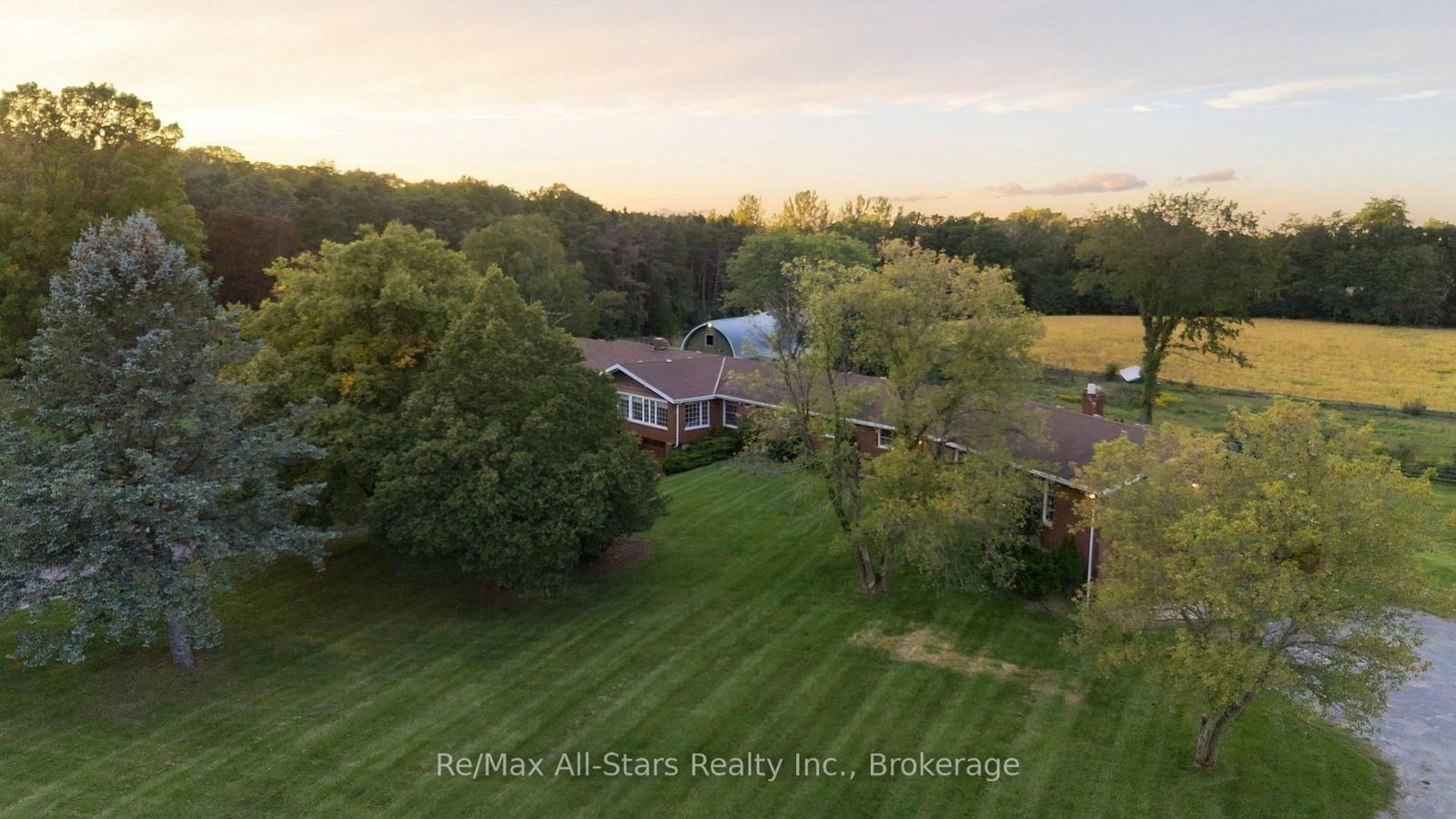 226 Durham Rd 8 Road • Uxbridge, ON photo 7