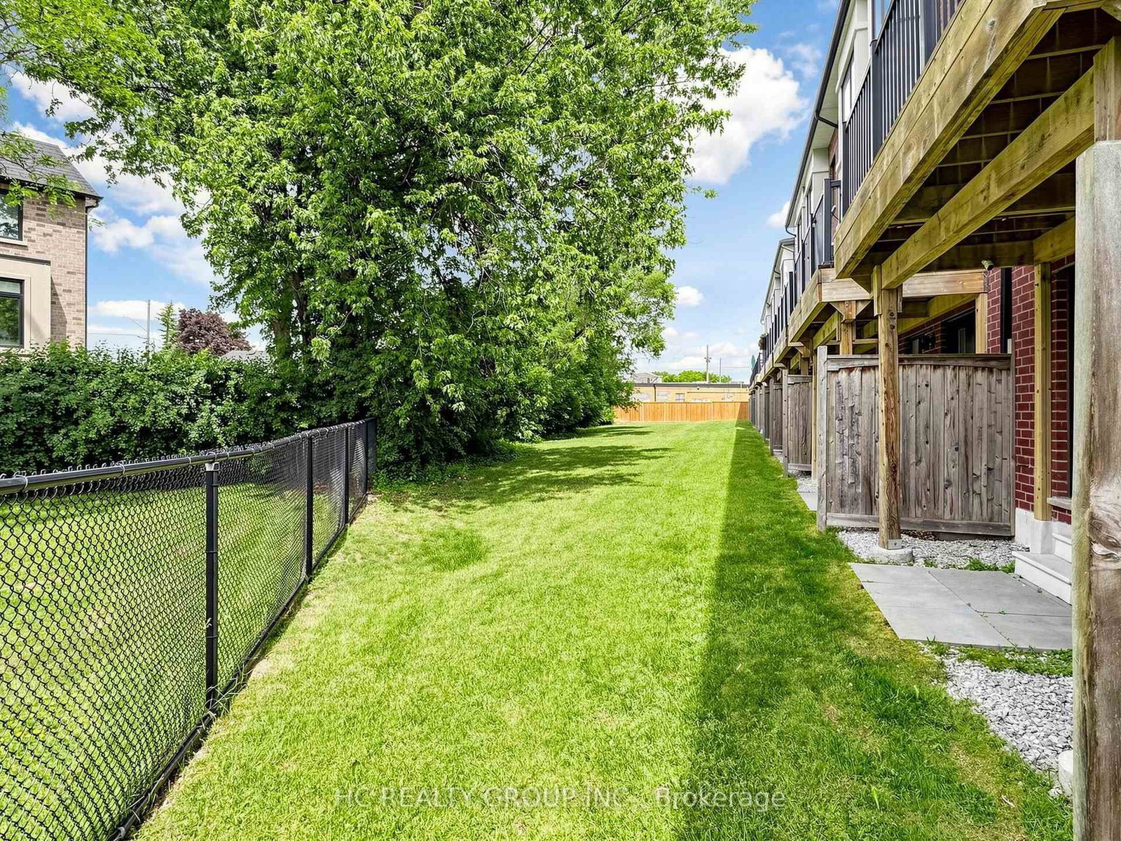 38 Lafferty Lane • Richmond Hill, ON photo 29