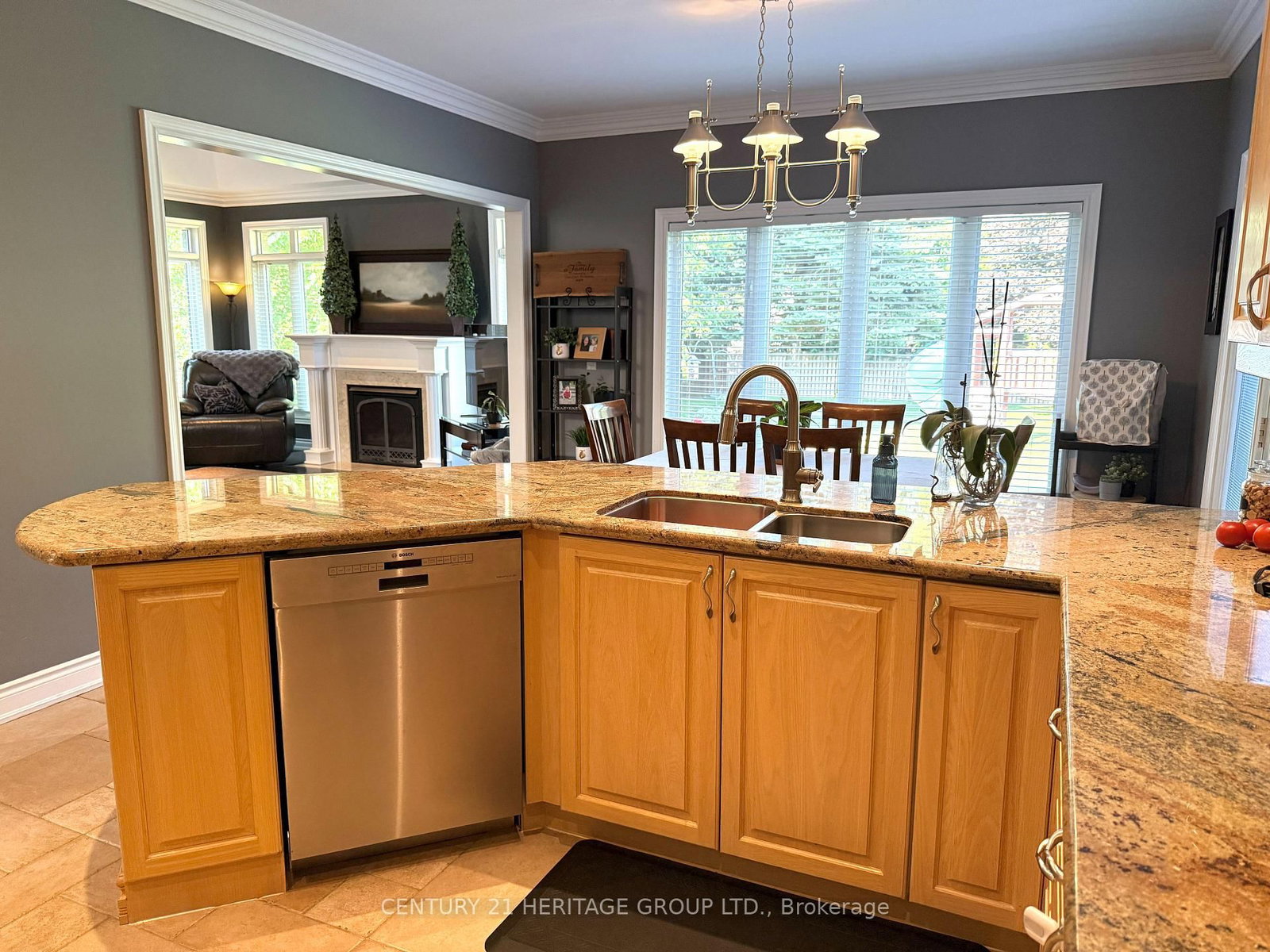 49 Shore Crescent • Georgina, ON photo 15