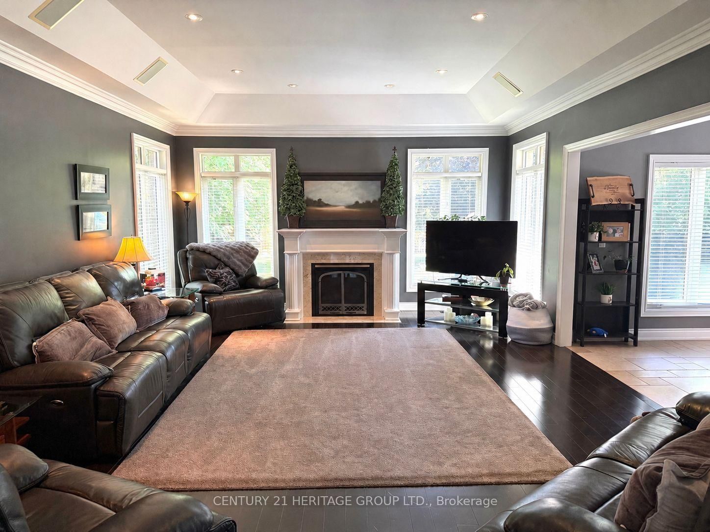 49 Shore Crescent • Georgina, ON photo 8