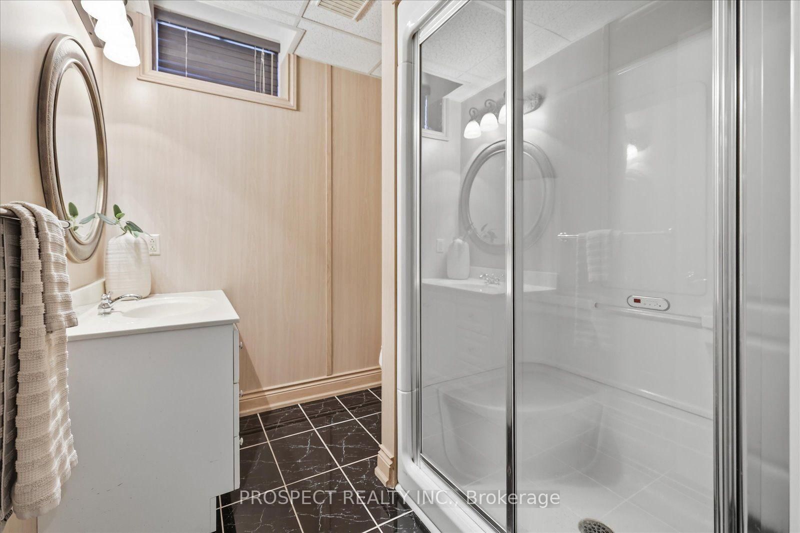 56 Cipriano Court • Vaughan, ON photo 42