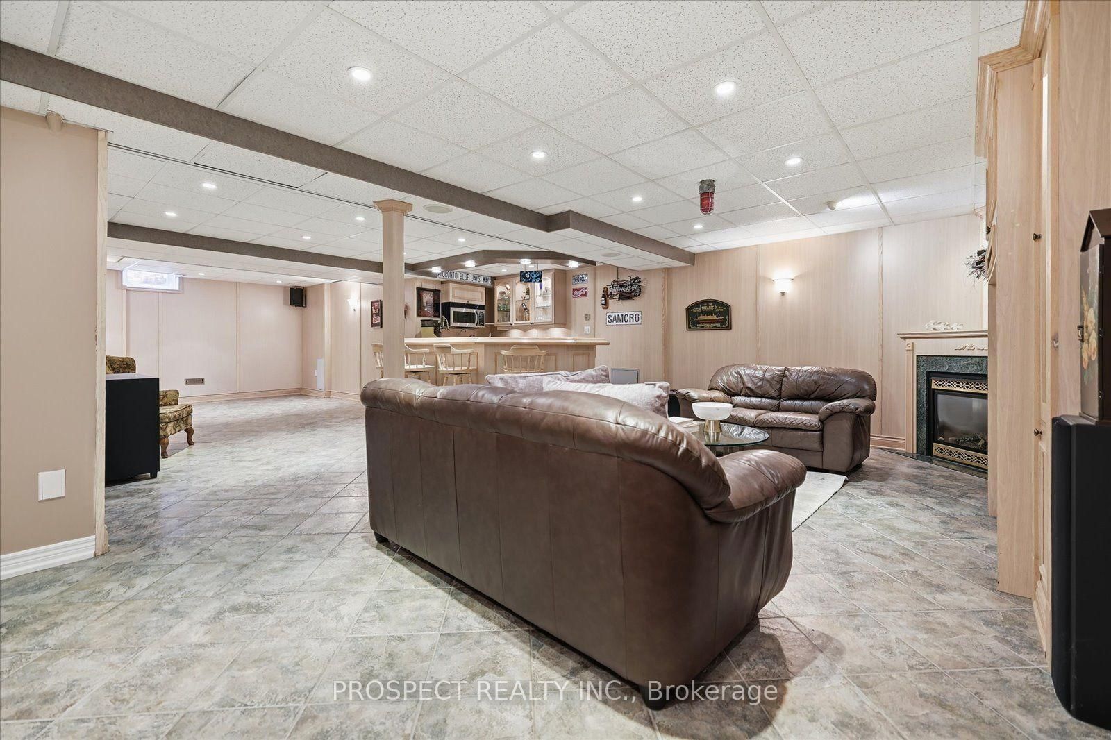 56 Cipriano Court • Vaughan, ON photo 43