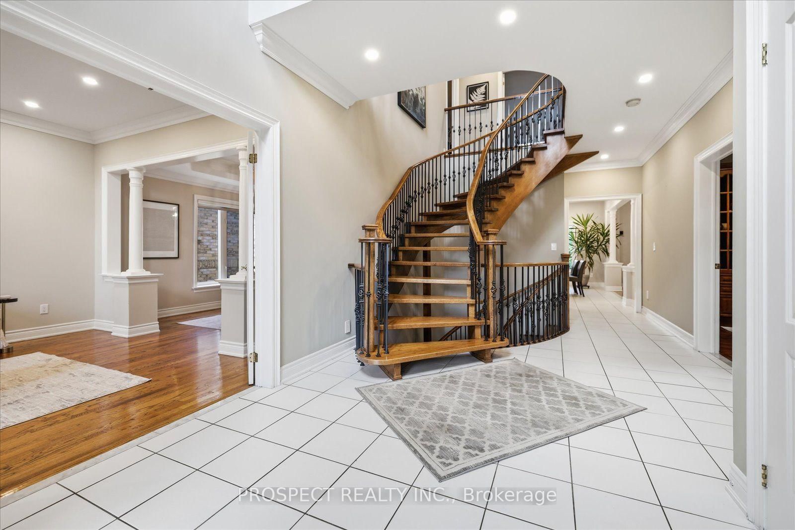 56 Cipriano Court • Vaughan, ON photo 9