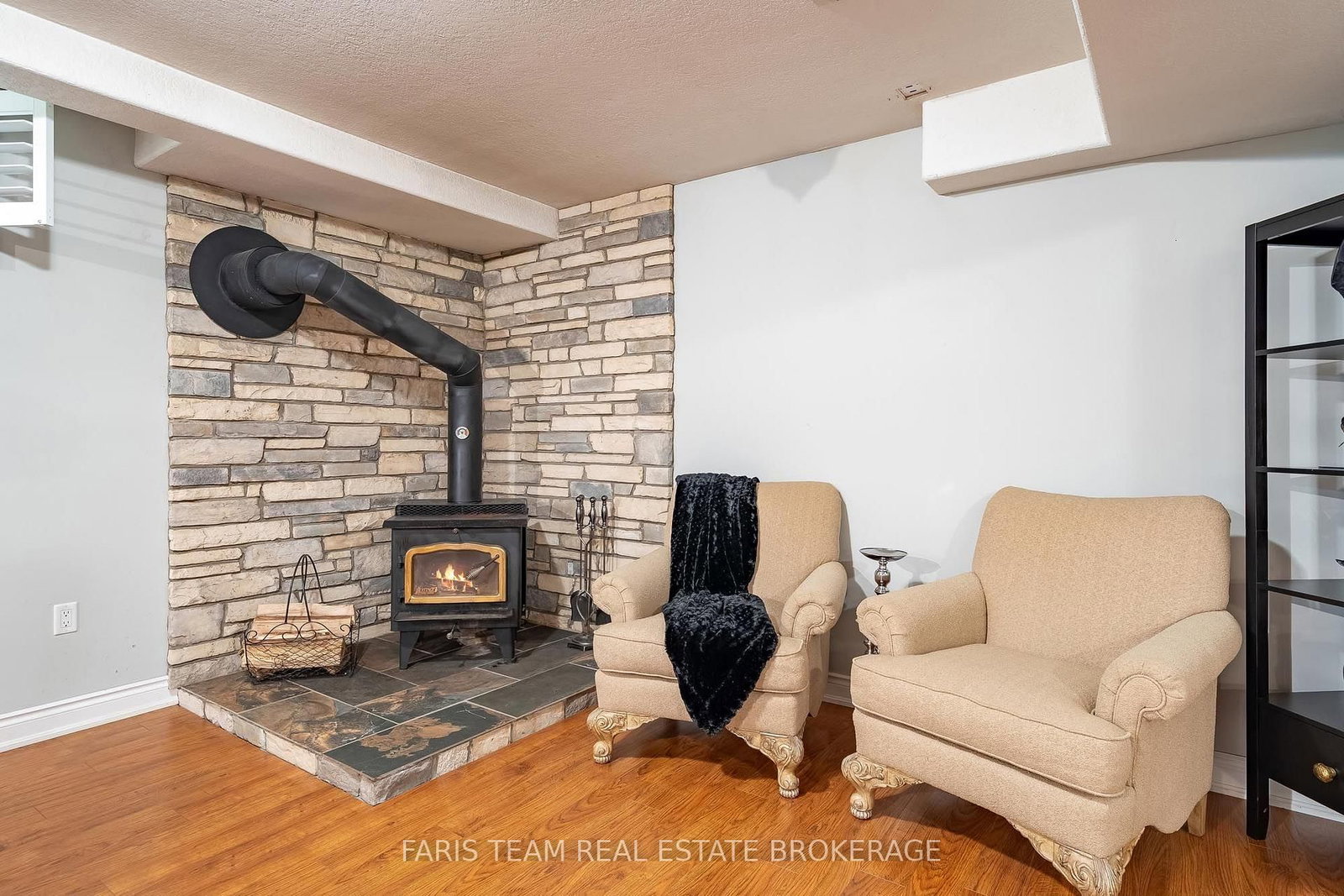 2 Harry Parker Place • Adjala-Tosorontio, ON photo 30