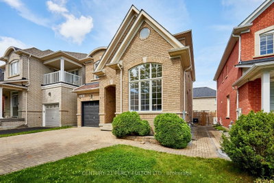 40 Tidewater Street • Markham, ON photo 3