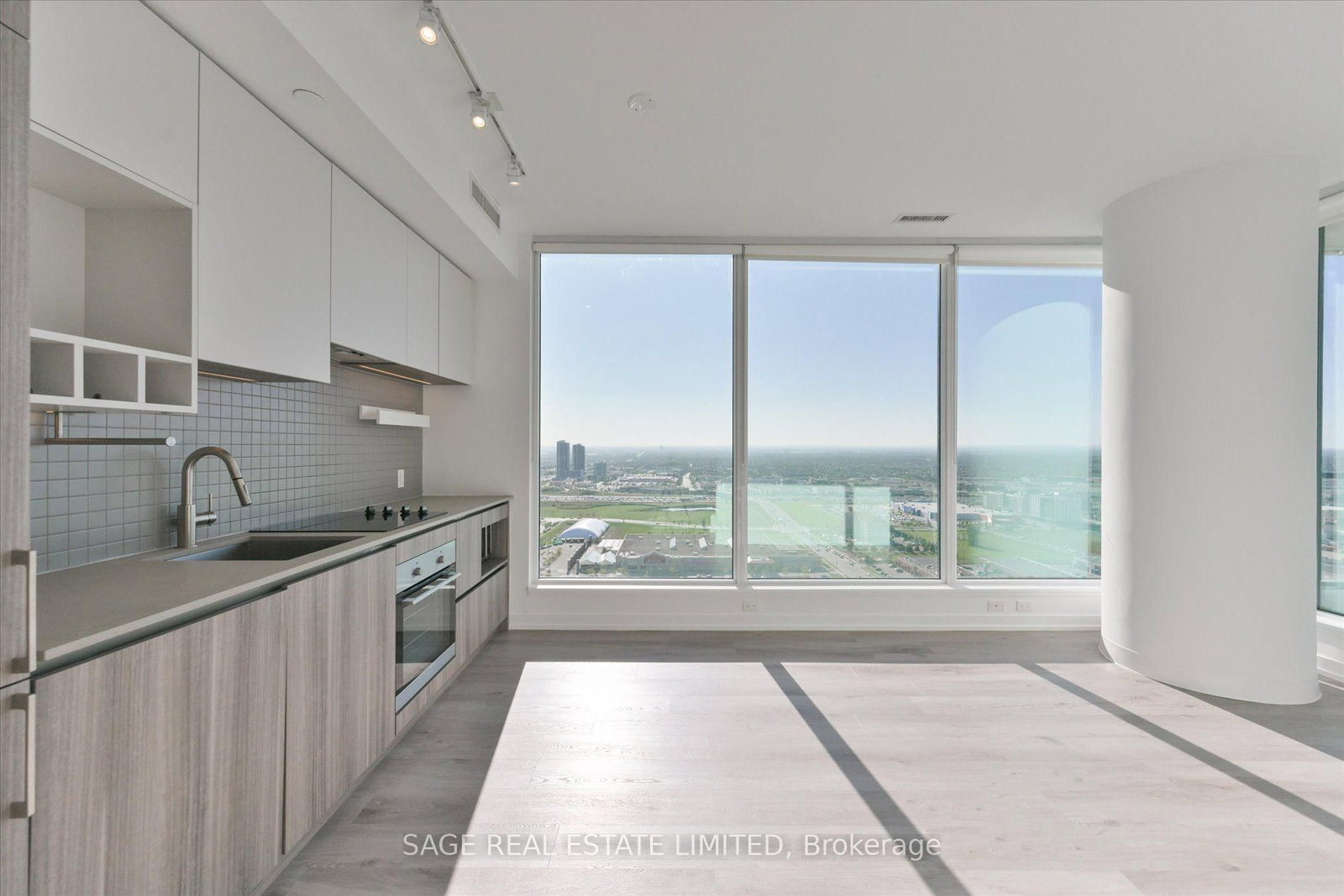 3210-5 Buttermill Ave, Vaughan, view 11