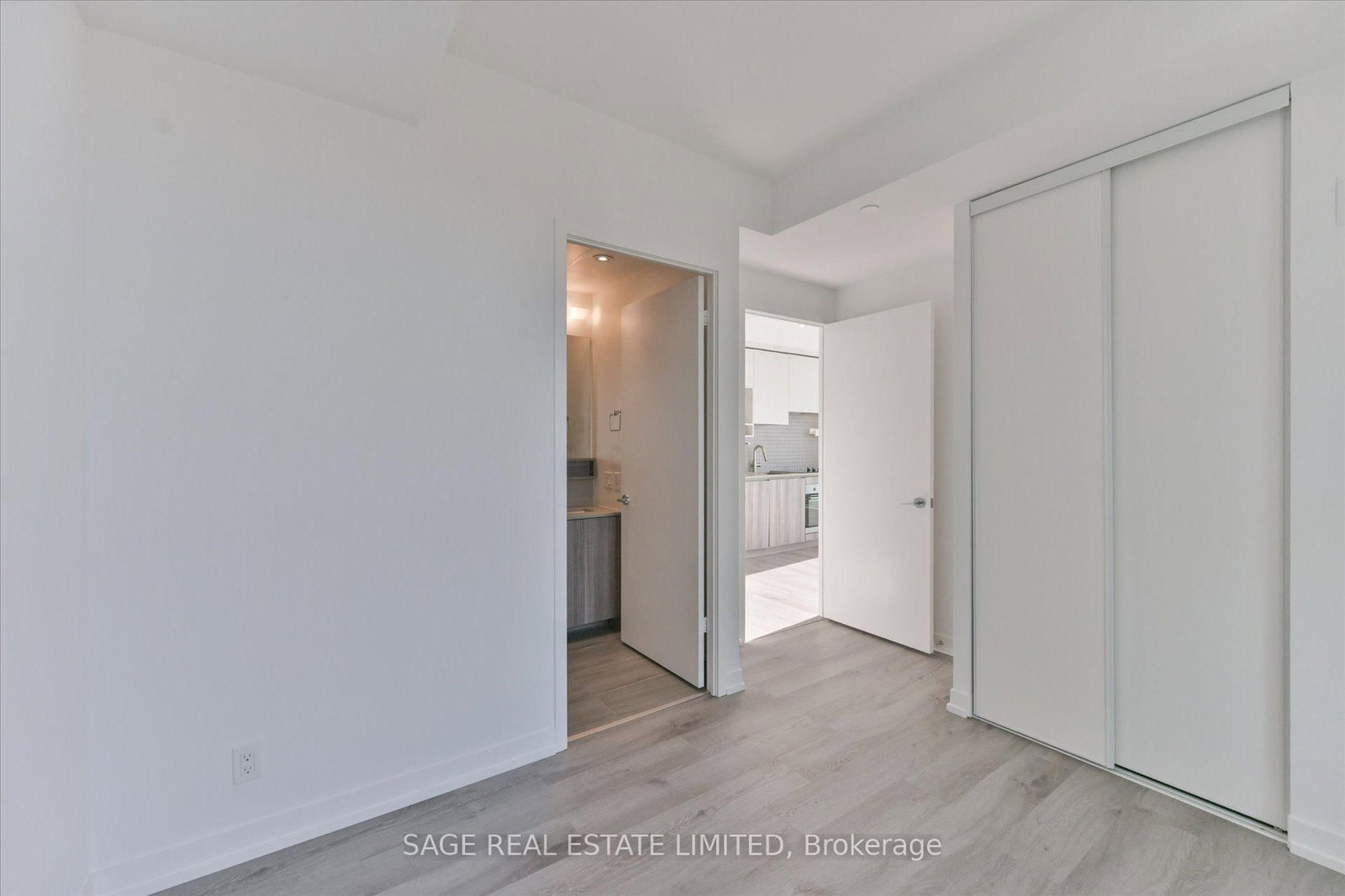 3210-5 Buttermill Ave, Vaughan, view 15