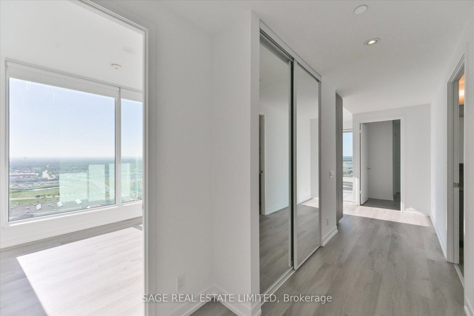 3210-5 Buttermill Ave, Vaughan, view 6