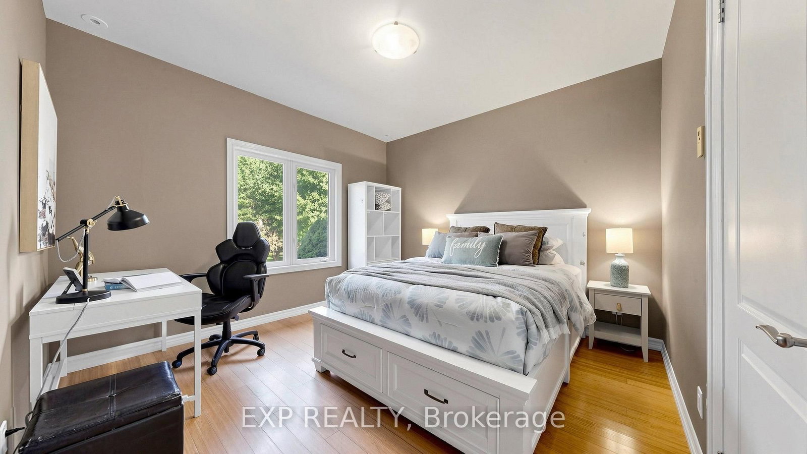 36 Maplehyrn Avenue • East Gwillimbury, ON photo 21