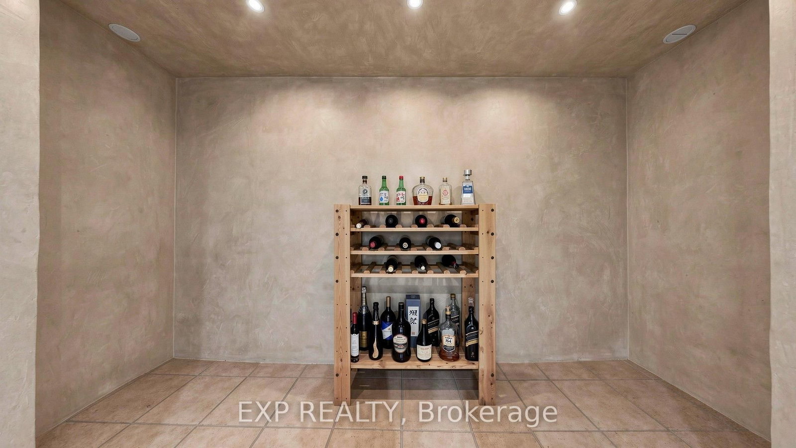 36 Maplehyrn Avenue • East Gwillimbury, ON photo 36