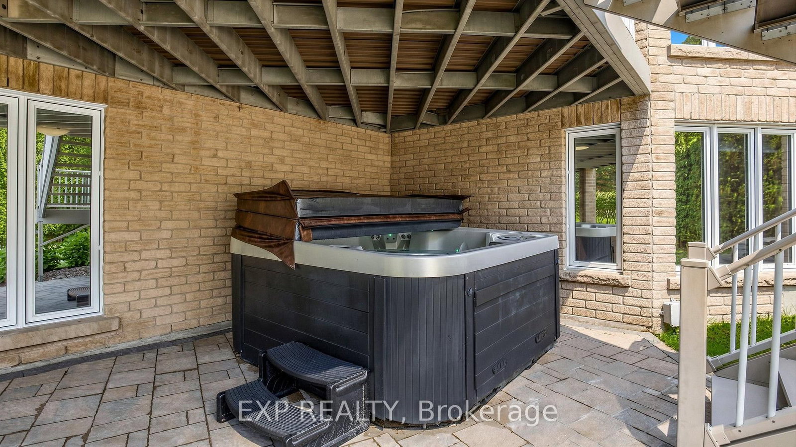 36 Maplehyrn Avenue • East Gwillimbury, ON photo 46