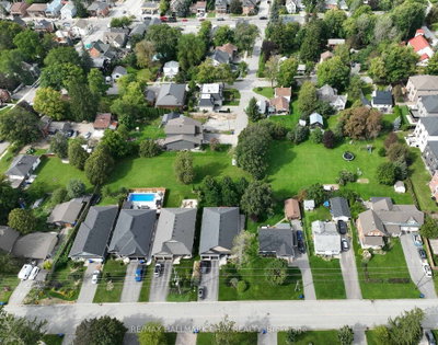 12 Victoria Street • Innisfil, ON photo 5