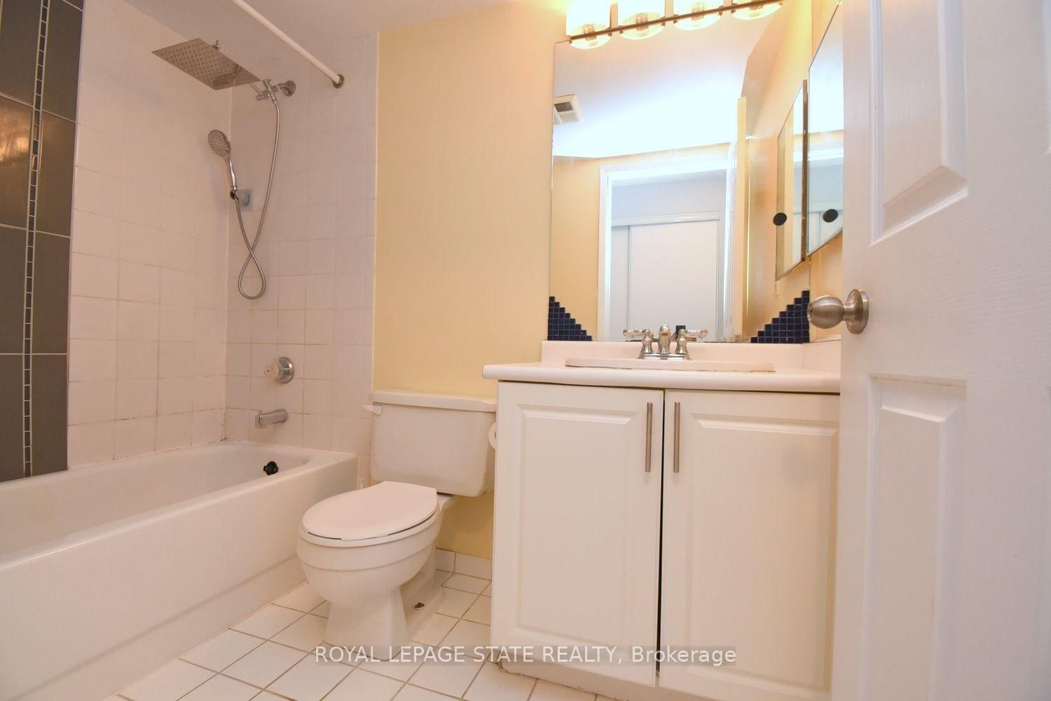 175 Cedar Avenue • #215 • Richmond Hill, ON photo 13