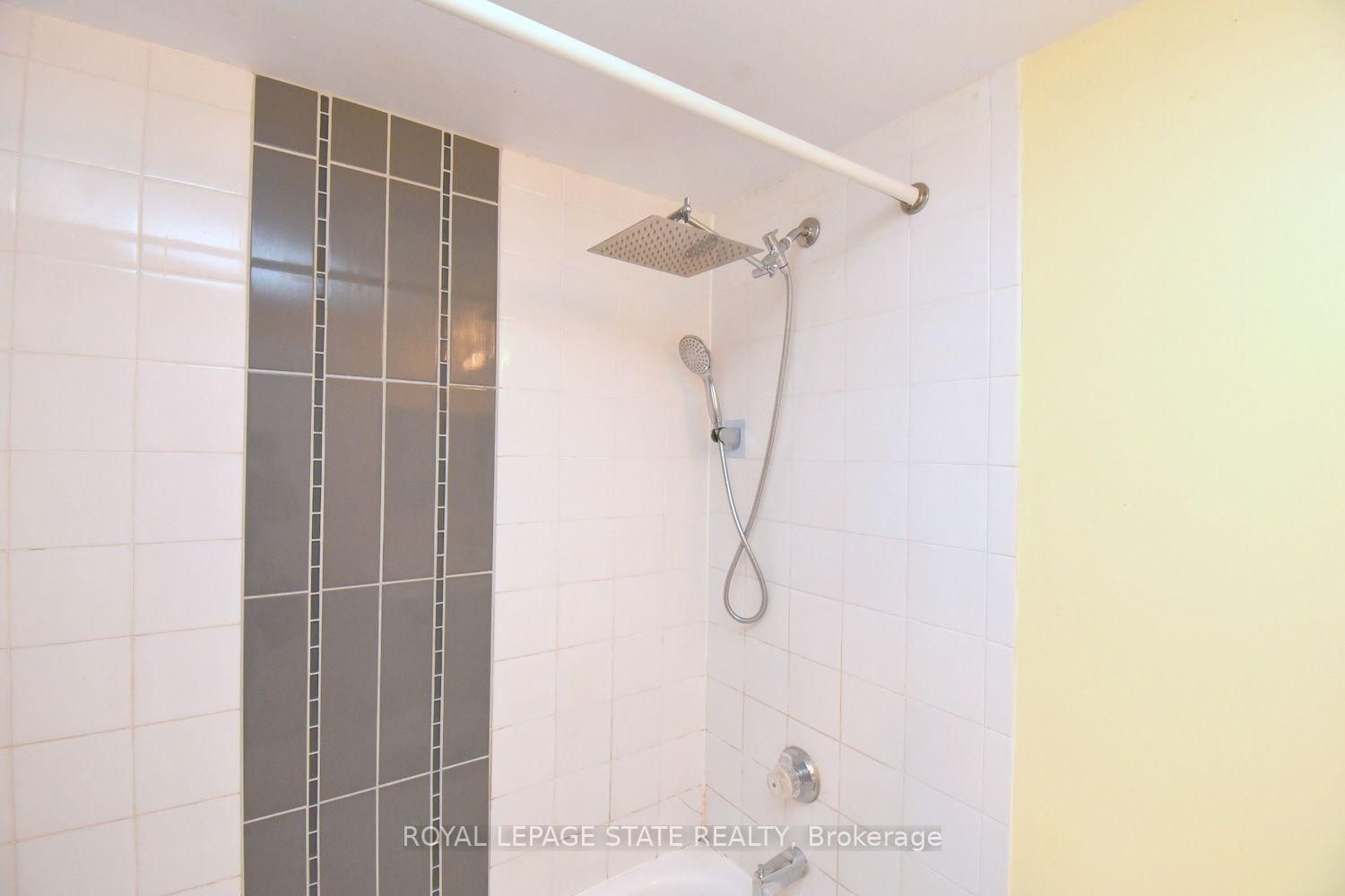 175 Cedar Avenue • #215 • Richmond Hill, ON photo 14