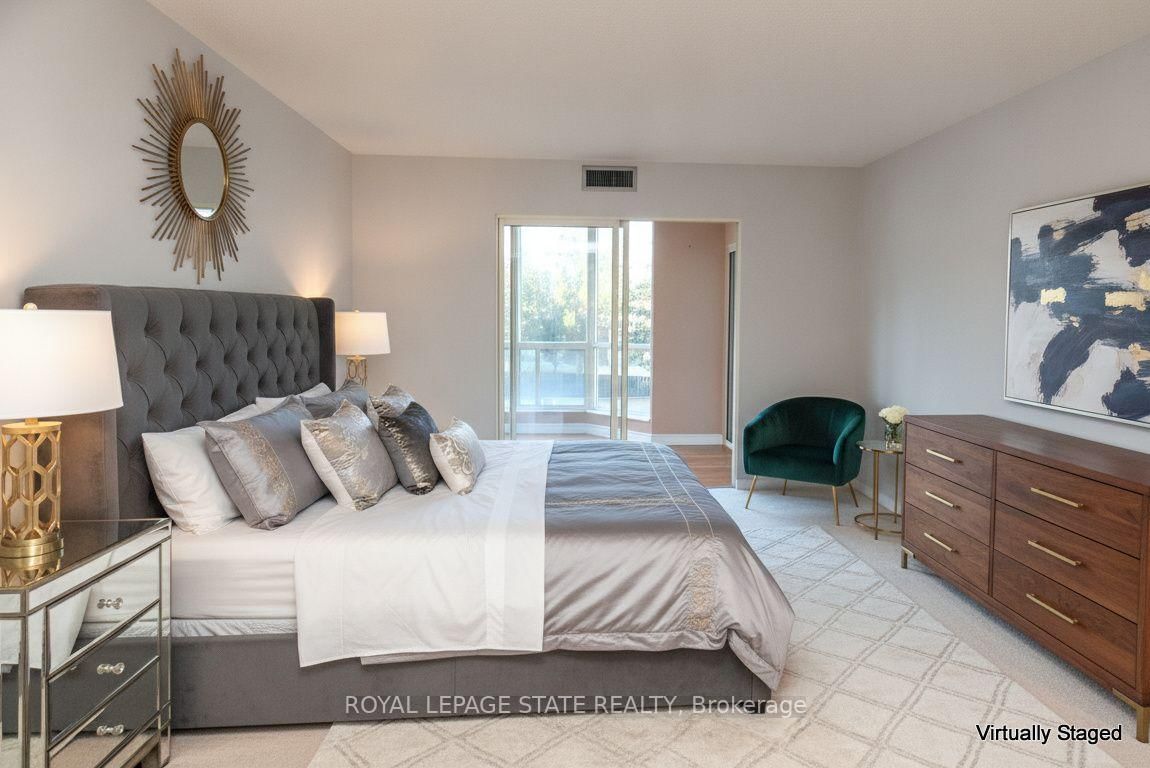 175 Cedar Avenue • #215 • Richmond Hill, ON photo 15