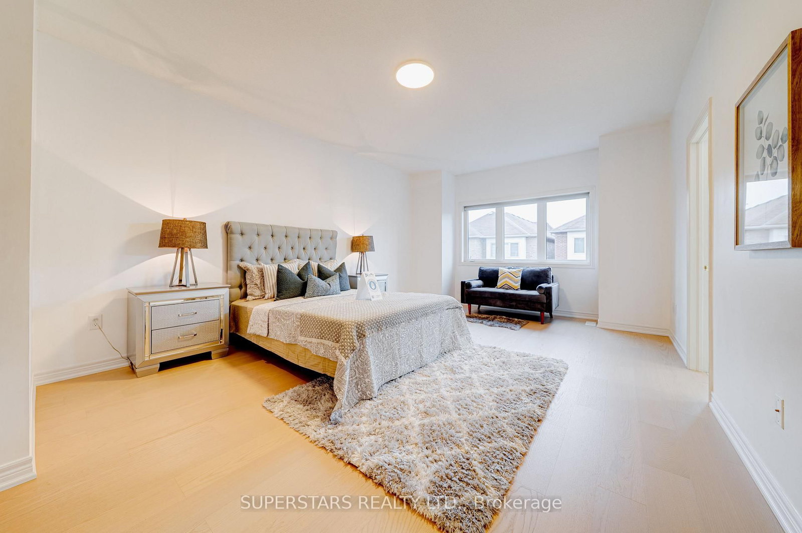 8 Kavanagh Avenue • East Gwillimbury, ON photo 25
