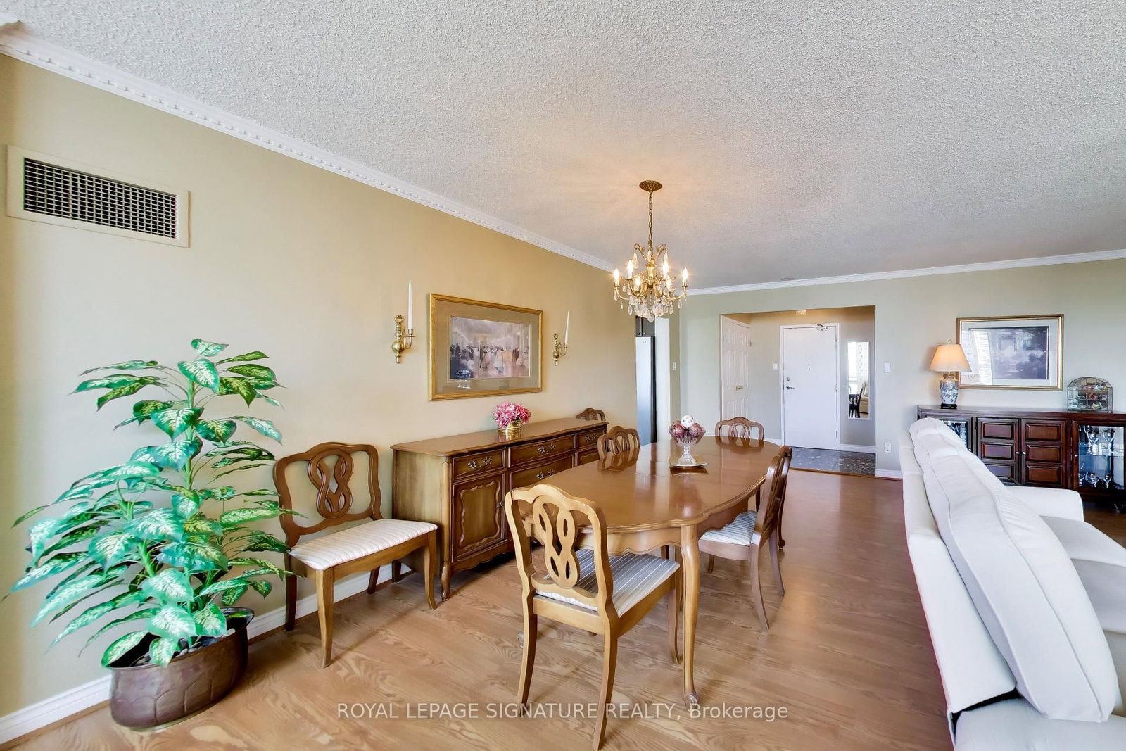 1 Clark Avenue W • #1802 • Vaughan, ON photo 6