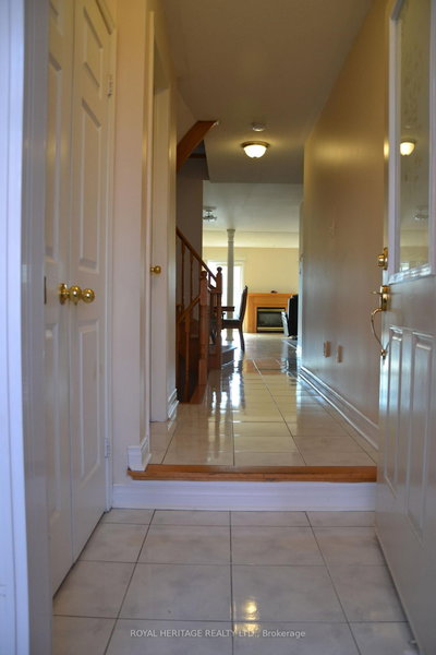 15 Boxhill Road • Markham, ON photo 2