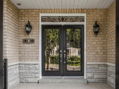 2 Andes Crescent • Vaughan, ON photo 6