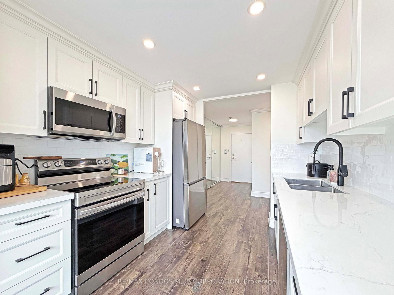 120 Promenade Circle • #1509 • Vaughan, ON photo 11