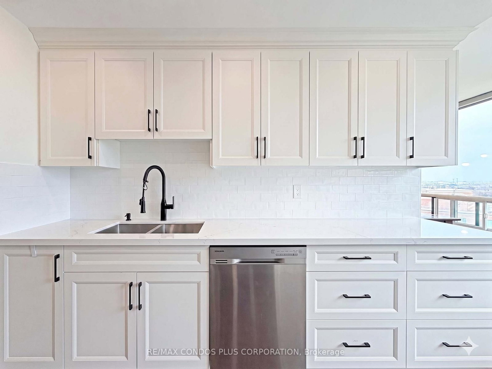 120 Promenade Circle • #1509 • Vaughan, ON photo 12