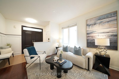 53 Braith Crescent • Whitchurch-Stouffville, ON photo 6