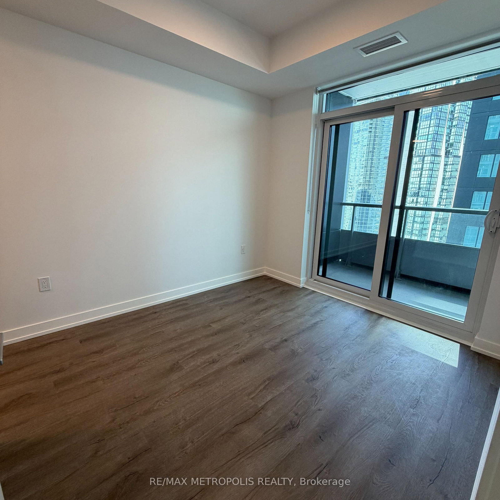 1507 B-21 Meadowdale Rd, Vaughan, view 8