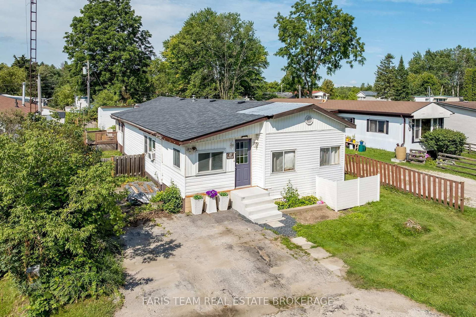 12 Centre Park Road • Essa, ON photo 1