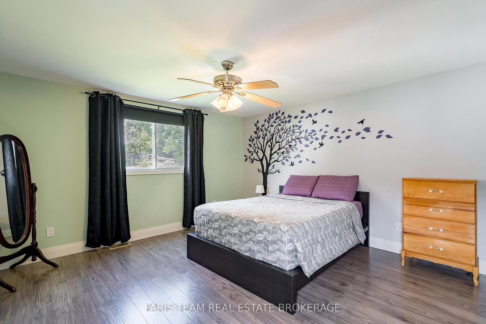 12 Centre Park Road • Essa, ON photo 16