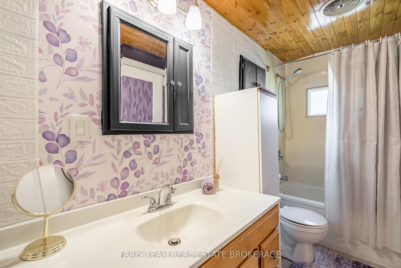 12 Centre Park Road • Essa, ON photo 20
