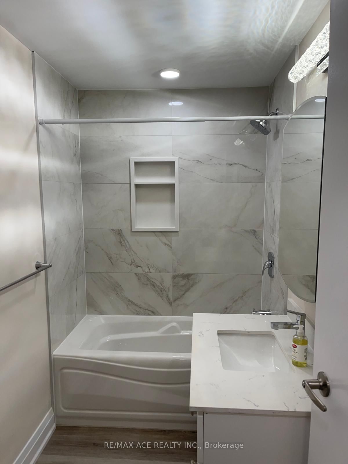 Bsmt-668 Via Campanile Ave, Vaughan, view 29