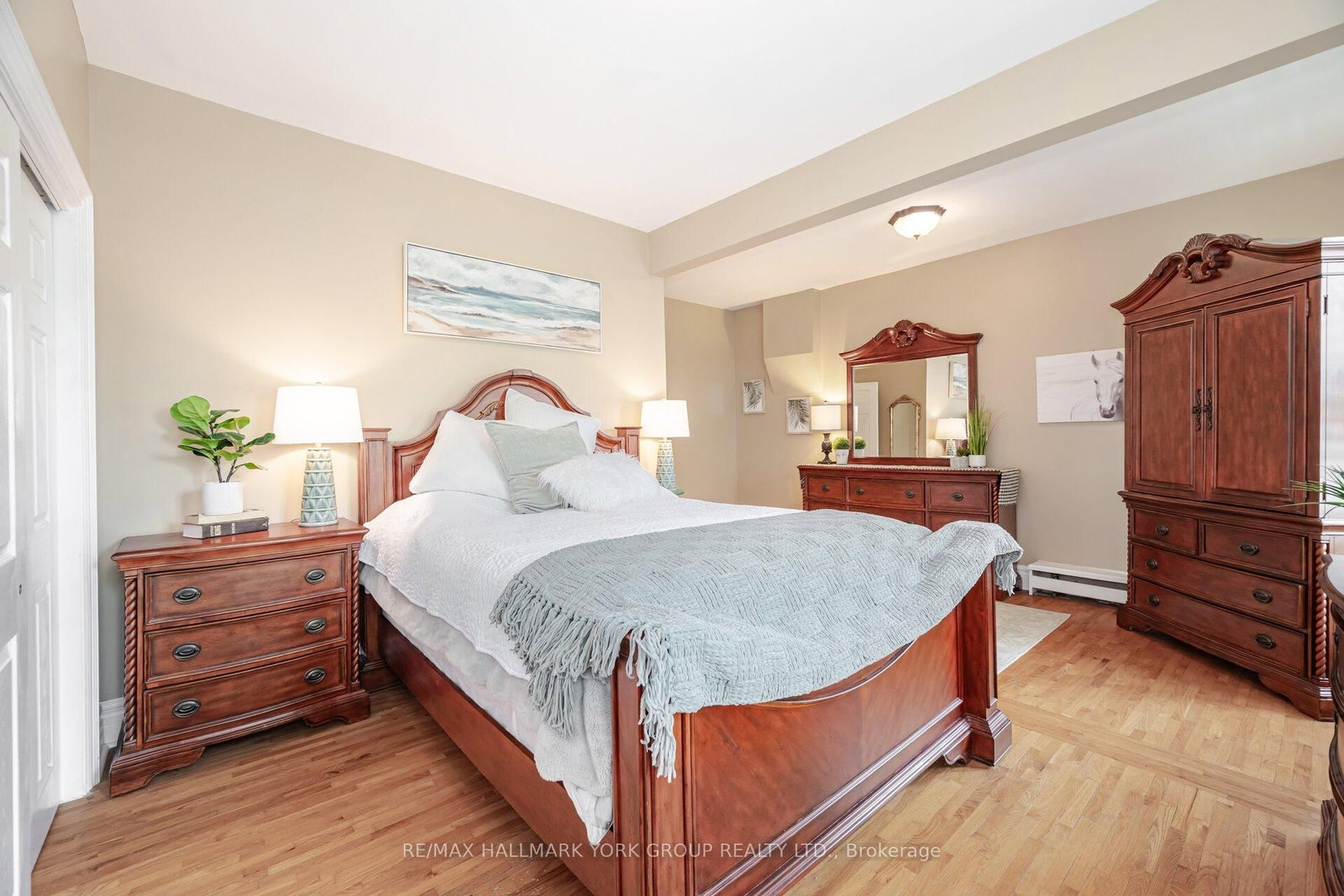 390 Main Street • King, ON photo 22