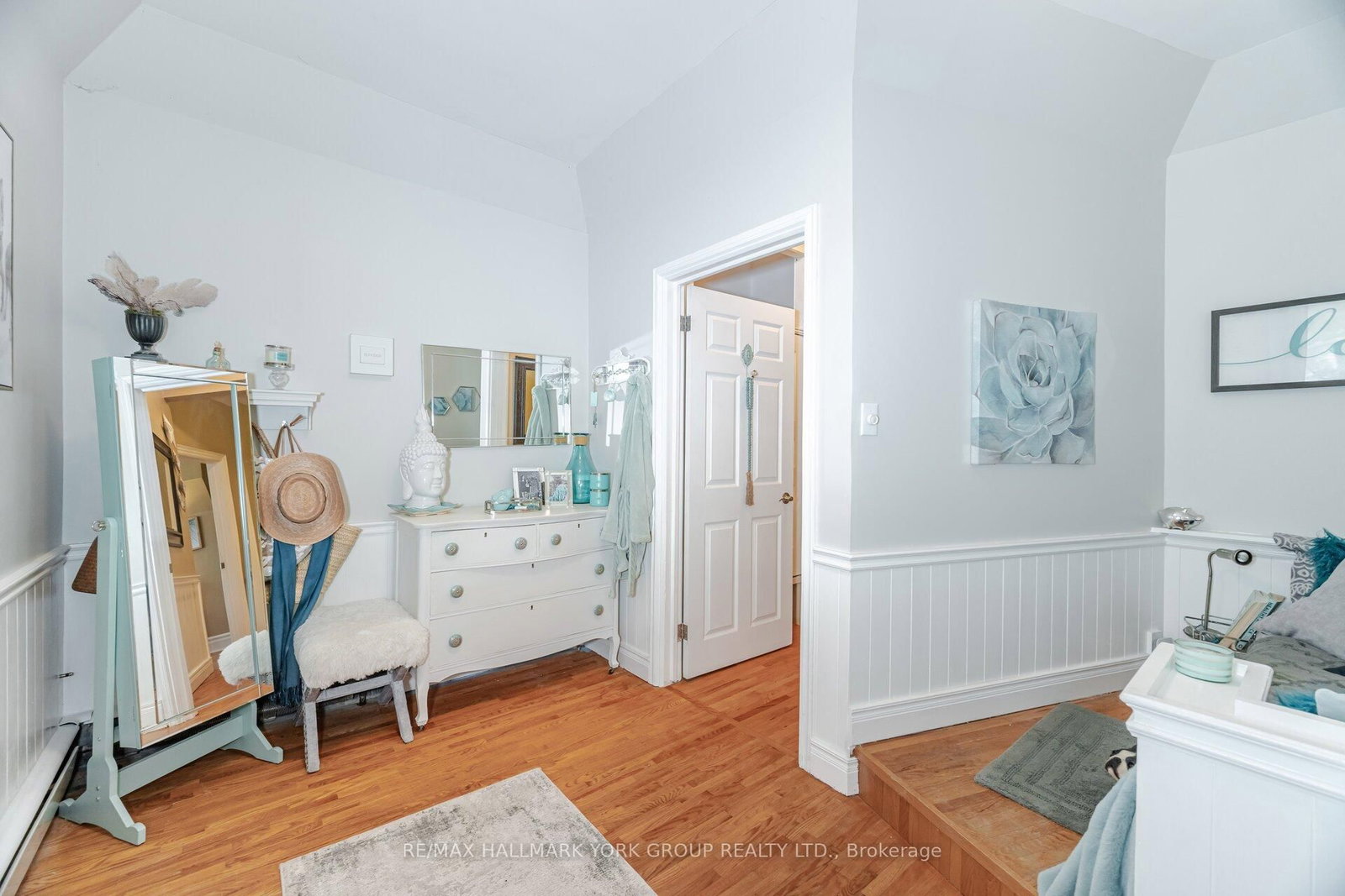 390 Main Street • King, ON photo 24