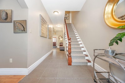 390 Main Street • King, ON photo 6